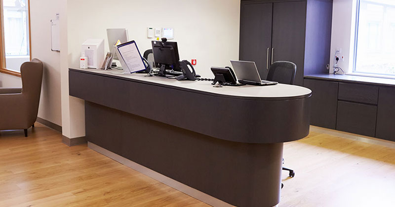 Büromöbel - Konferenzräume, Empfangs- und Wartebereiche